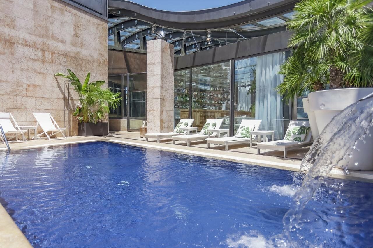 Фото The Hotel Urban