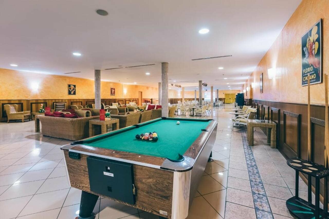 Фото Grand Muthu Golf Plaza Hotel & Spa