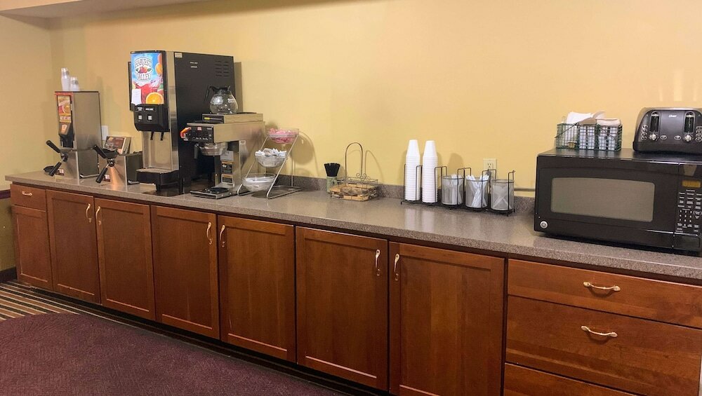 Фото Royal Inn Rockville