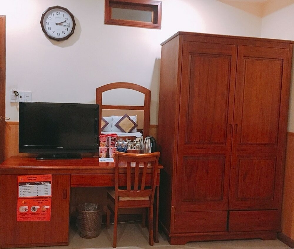 Фото Nhat Thanh Hotel