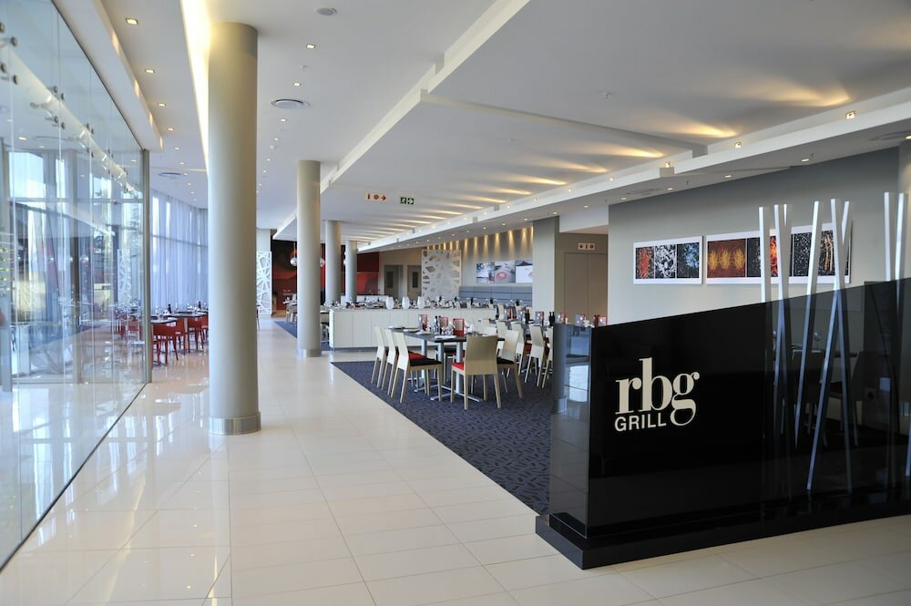 Фото Park Inn Sandton