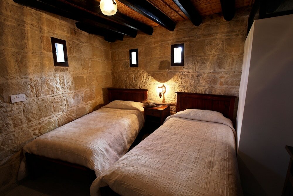 Фото Leonidas Village Houses