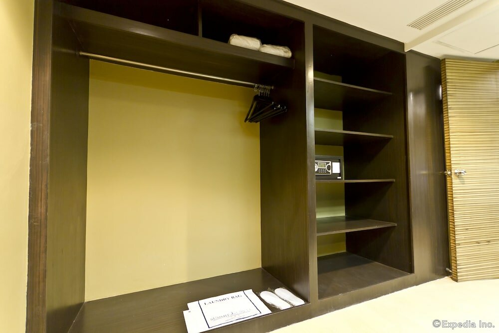 Фото Summit Circle Cebu