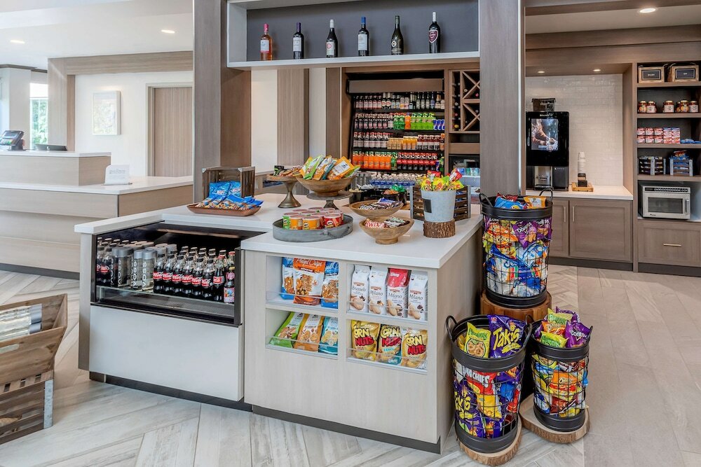 Фото Hilton Garden Inn Houston/The Woodlands