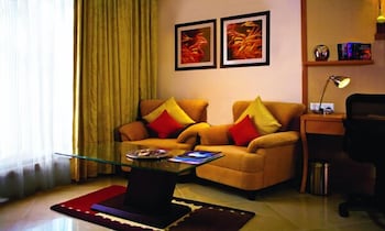 Фото Savoy Suites Manesar