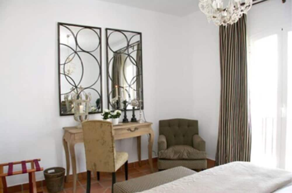 Фото B bou Hotel Cortijo Bravo