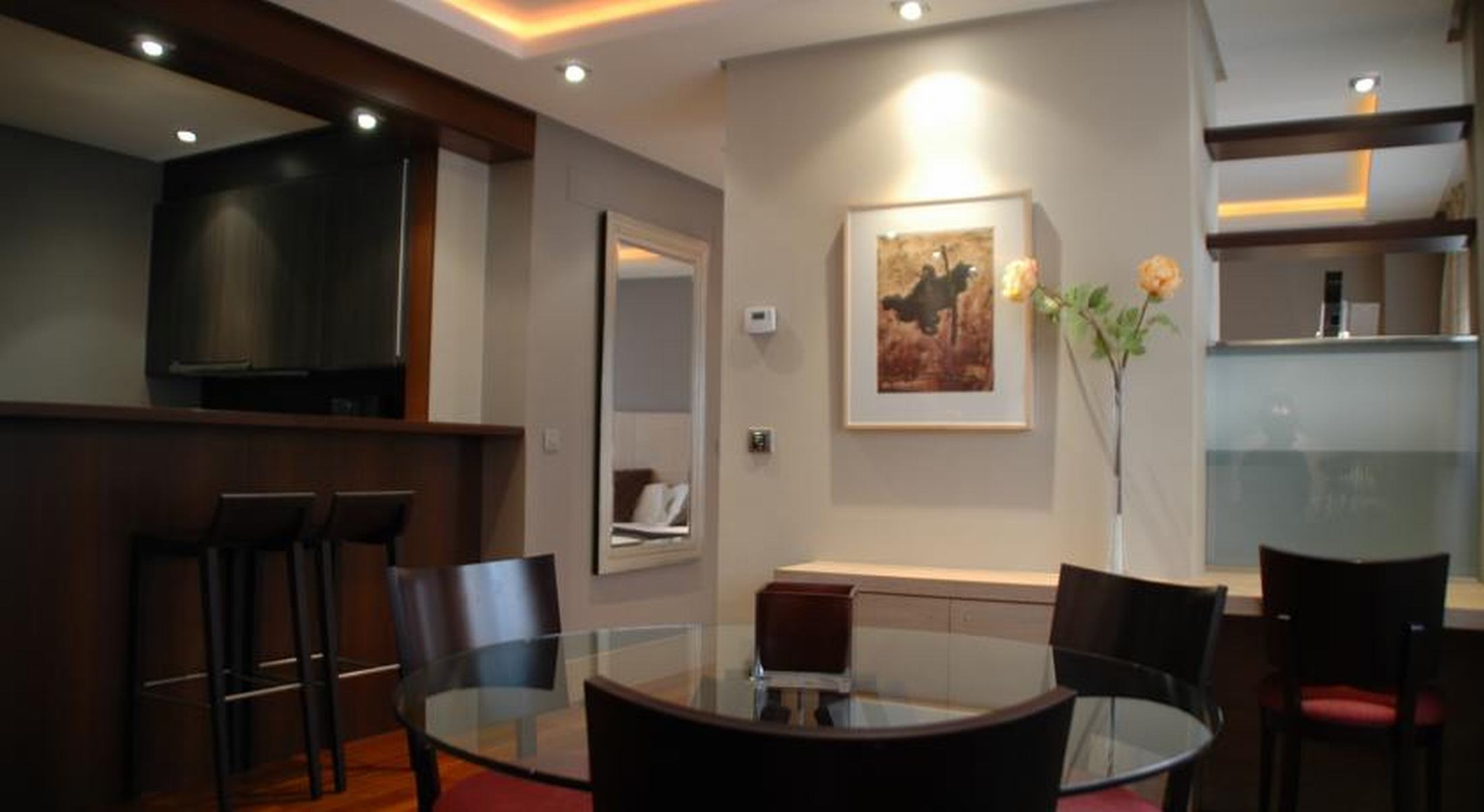 Фото Washington Parquesol Suites & Hotel