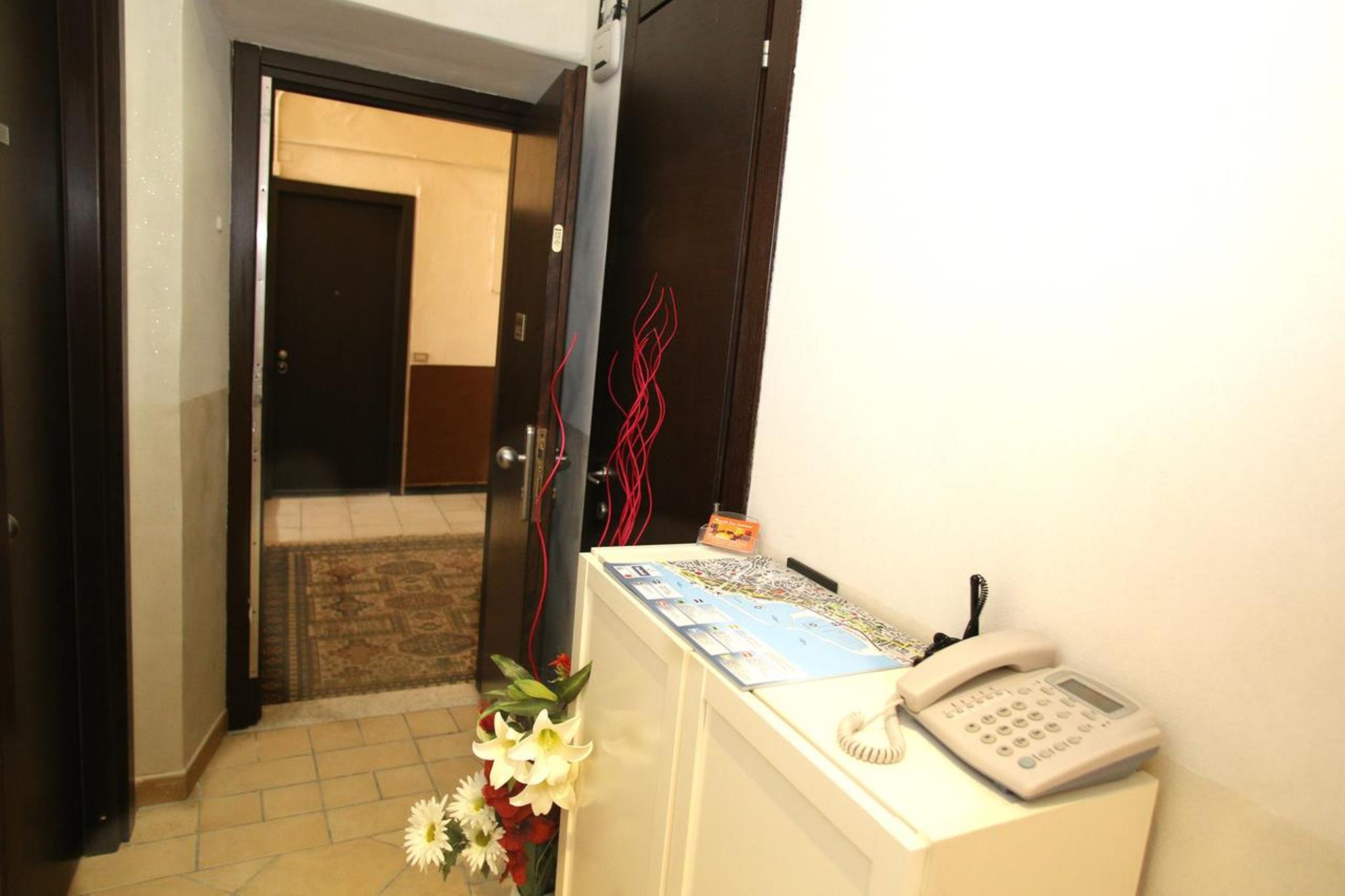 Фото Sakura Inn Sanremo