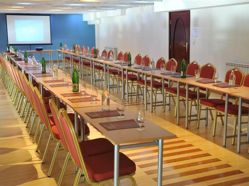 Фото Queen's Astoria Design Hotel