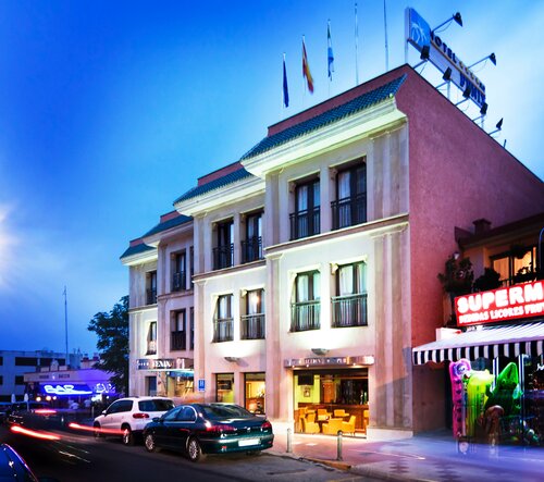 Внешний вид отеля Hotel Fénix Torremolinos - Adults Only Recommended в Торремолиносе, фото 1