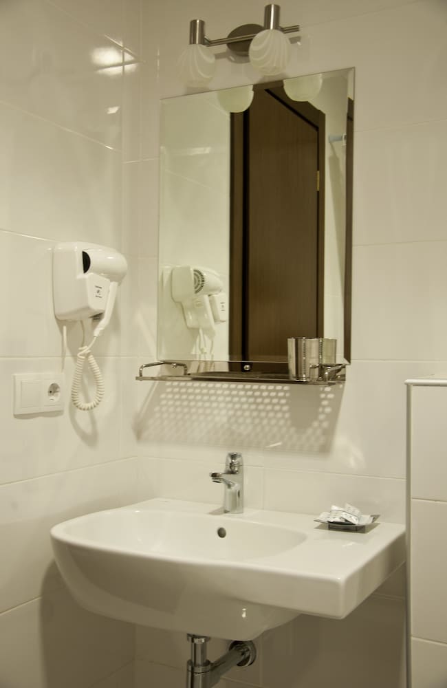 Фото Тбилотель