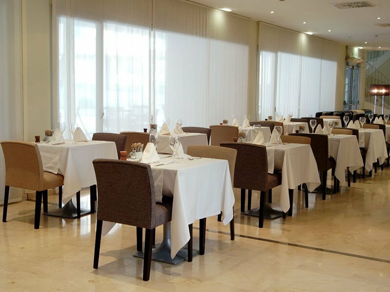 Фото Exe Plaza Delicias