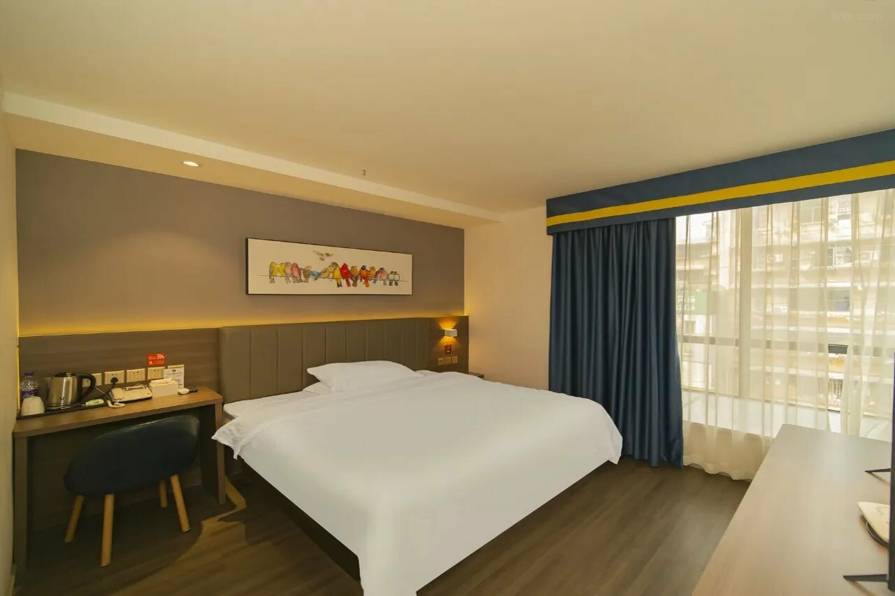 Фото 7 Days Inn South of Yulin Street