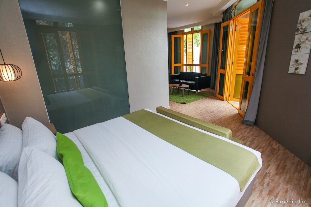 Фото Champion Hotel