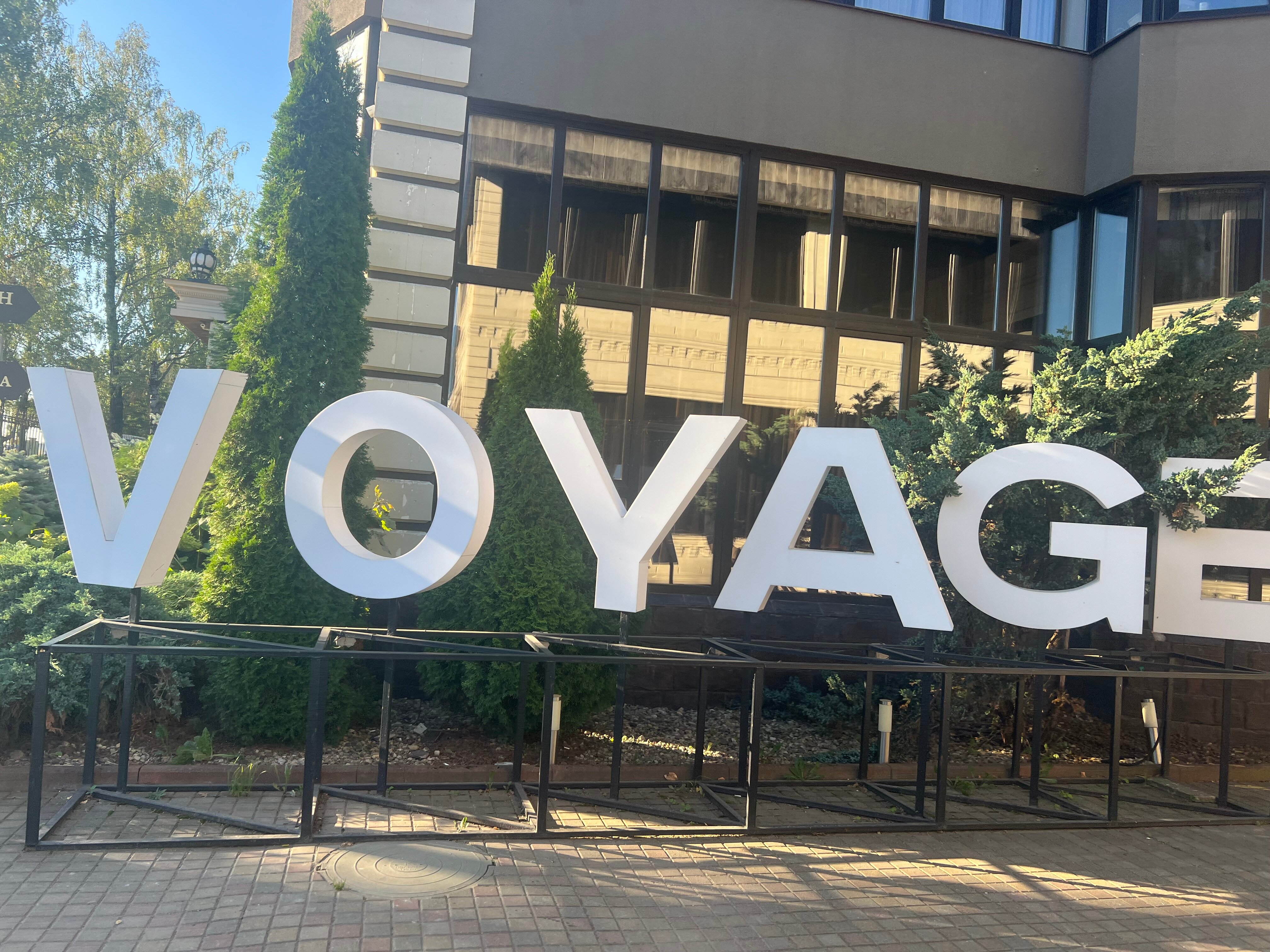 Фото отеля 2