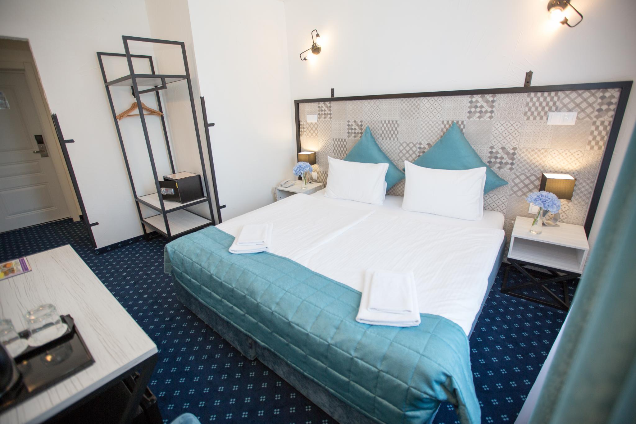 Фото отеля 1