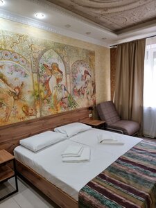 отель Реноме