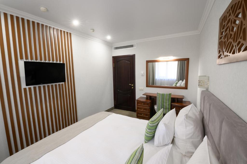 Фото Платан Южный