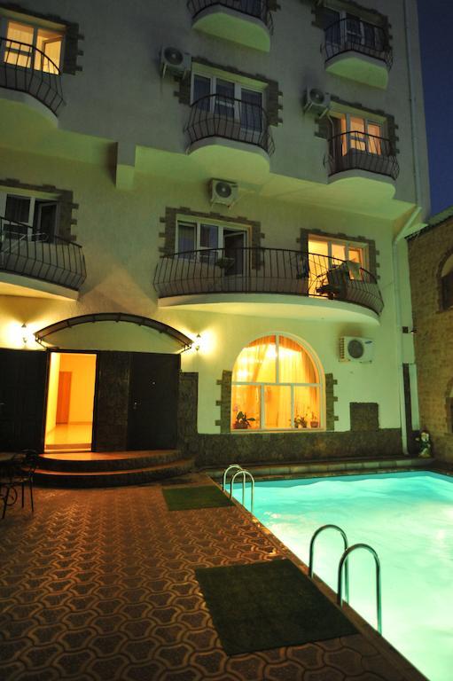 Фото Отель Максимус