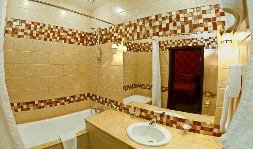 Фото Династия