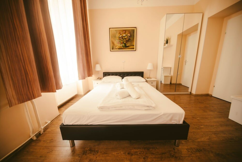 Фото Hotel California