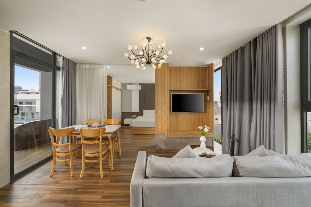 Фото Rose Sea Hotel & Apartment