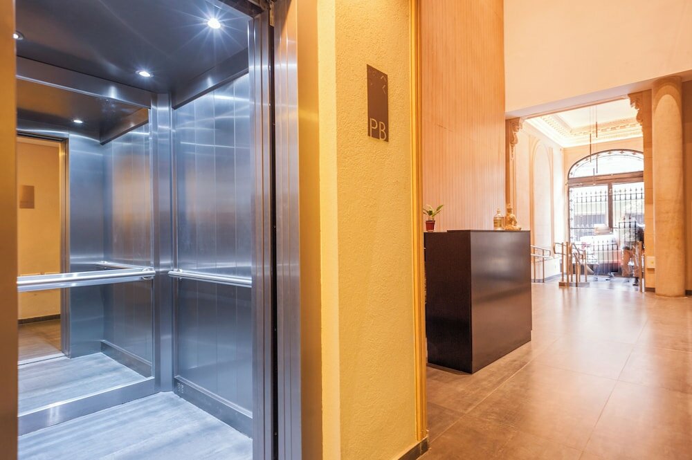 Фото CloudBA Thames Soho Apartments