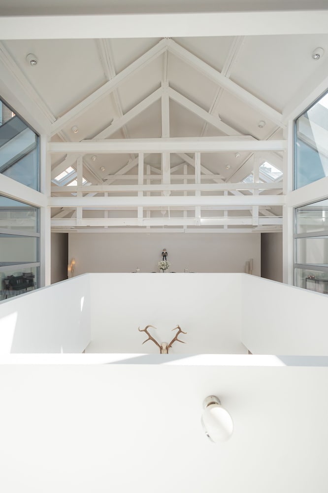 Фото Châtelain II