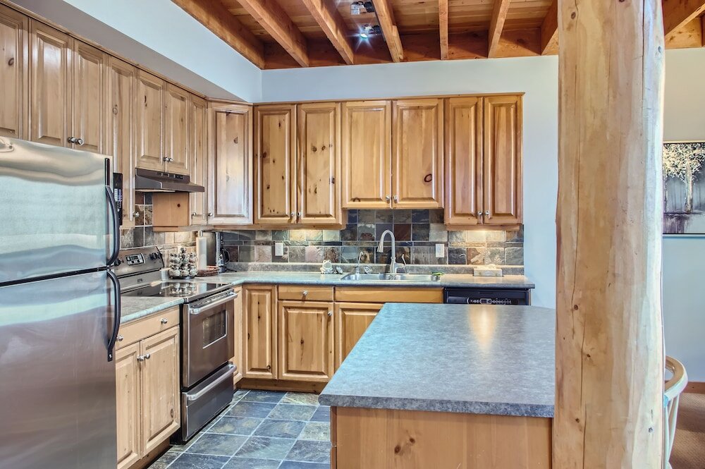 Фото Snowy Creek by Okanagan Premier