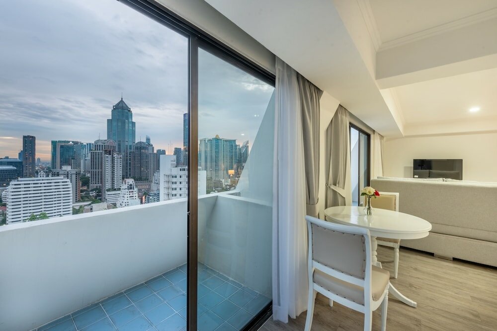 Фото Neom Town Residence