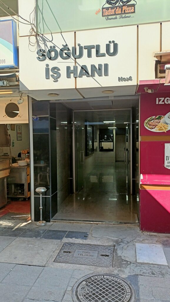 Attorney Avukat Gamze Arabaci, Izmir, photo