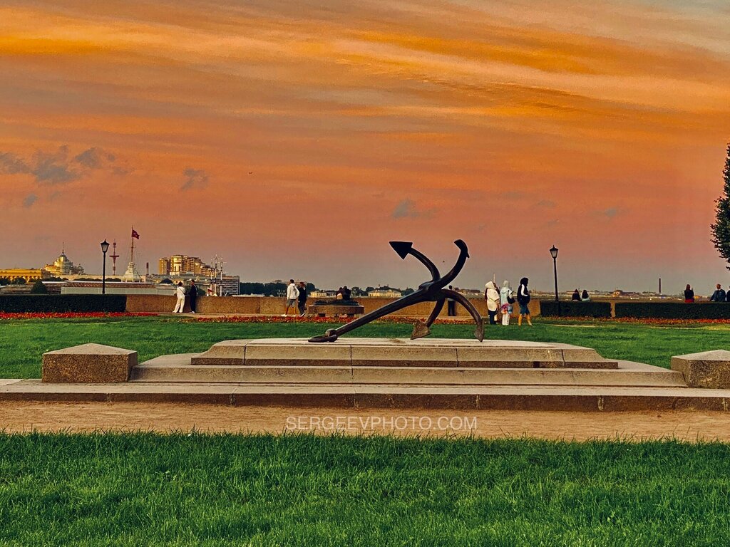 Monument to technology Anchor of the Peter the Great era, Saint Petersburg, photo