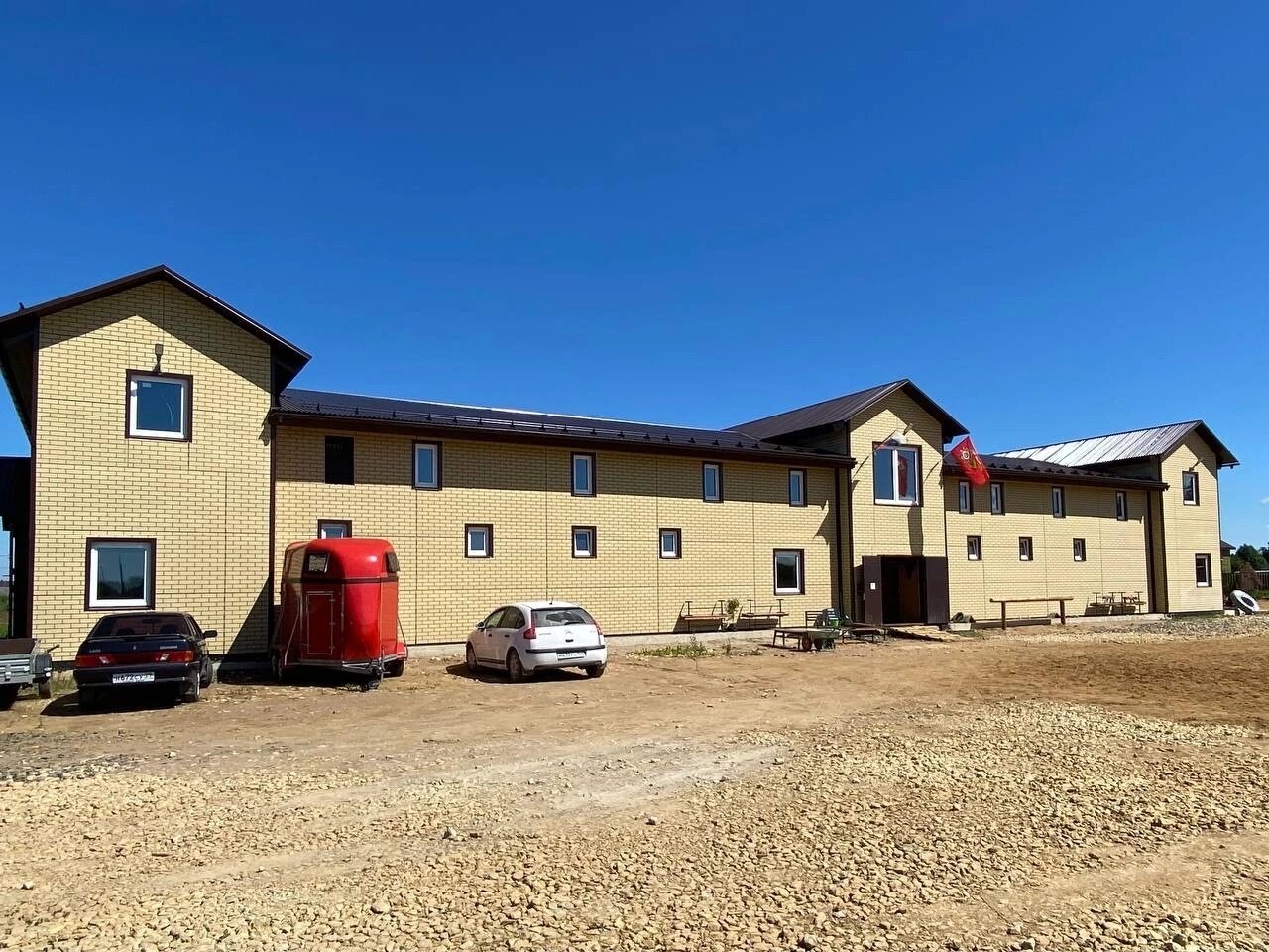 Фото отеля 1