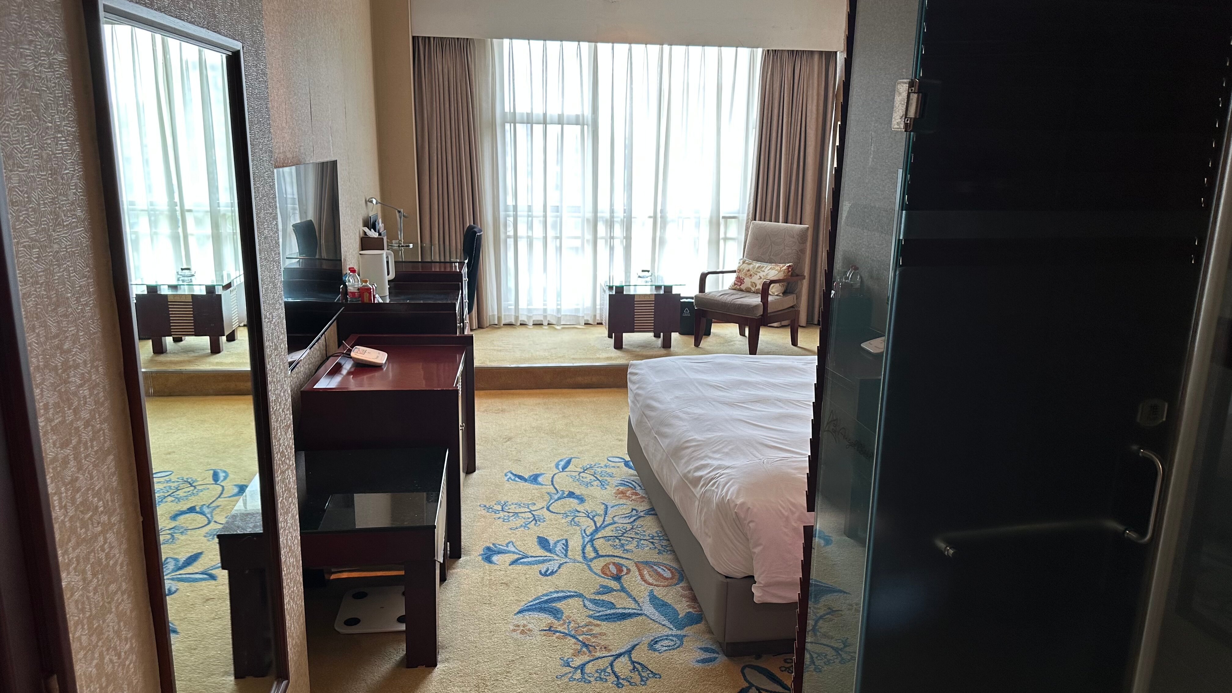 Фото Huaxi Angel Hotel - Chengdu