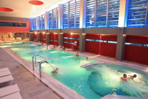Гостиница Hotel Theoxenia в Лутраки