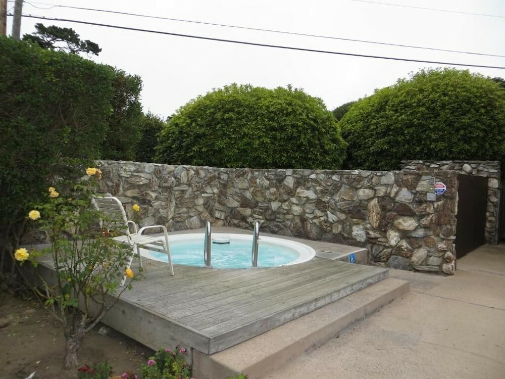 Фото Monarch Resort