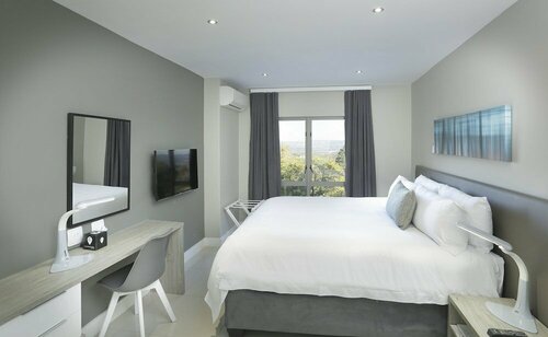 Внешний вид отеля The Capital on Bath в Розебанке, фото 5