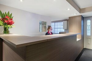 Гостиница Adina Serviced Apartments Canberra Kingston