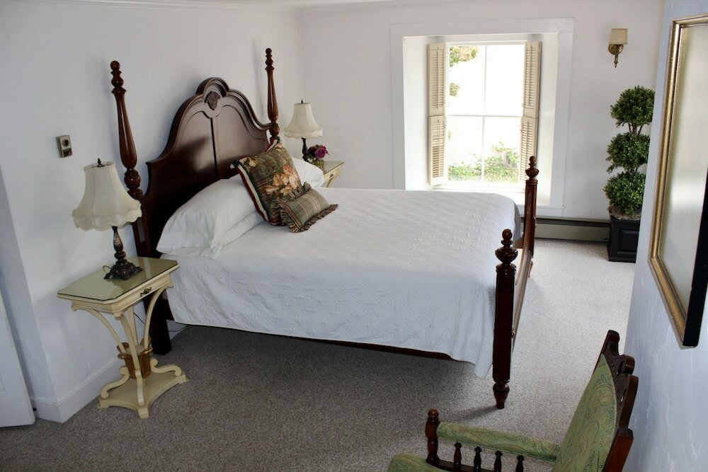 Фото Merritt House Hotel