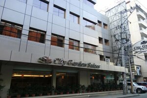 Гостиница Отель City Garden Suites Manila