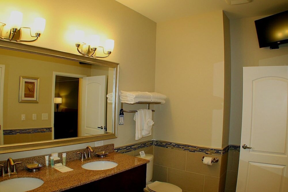 Фото Best Western Plus Easton Inn & Suites