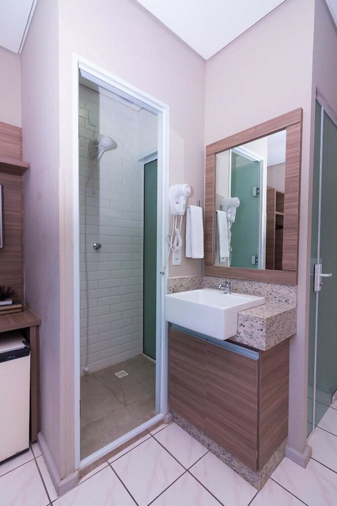 Фото Kennedy Slim Hotel