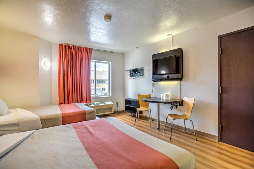 Фото Motel 6 Bozeman, Mt