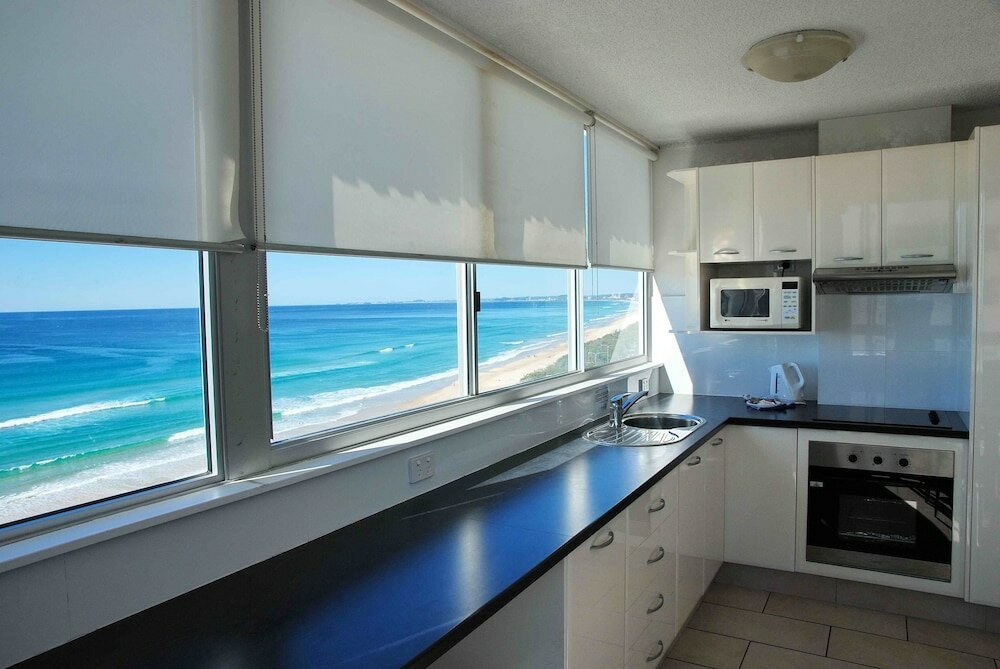 Фото The Shore Apartments