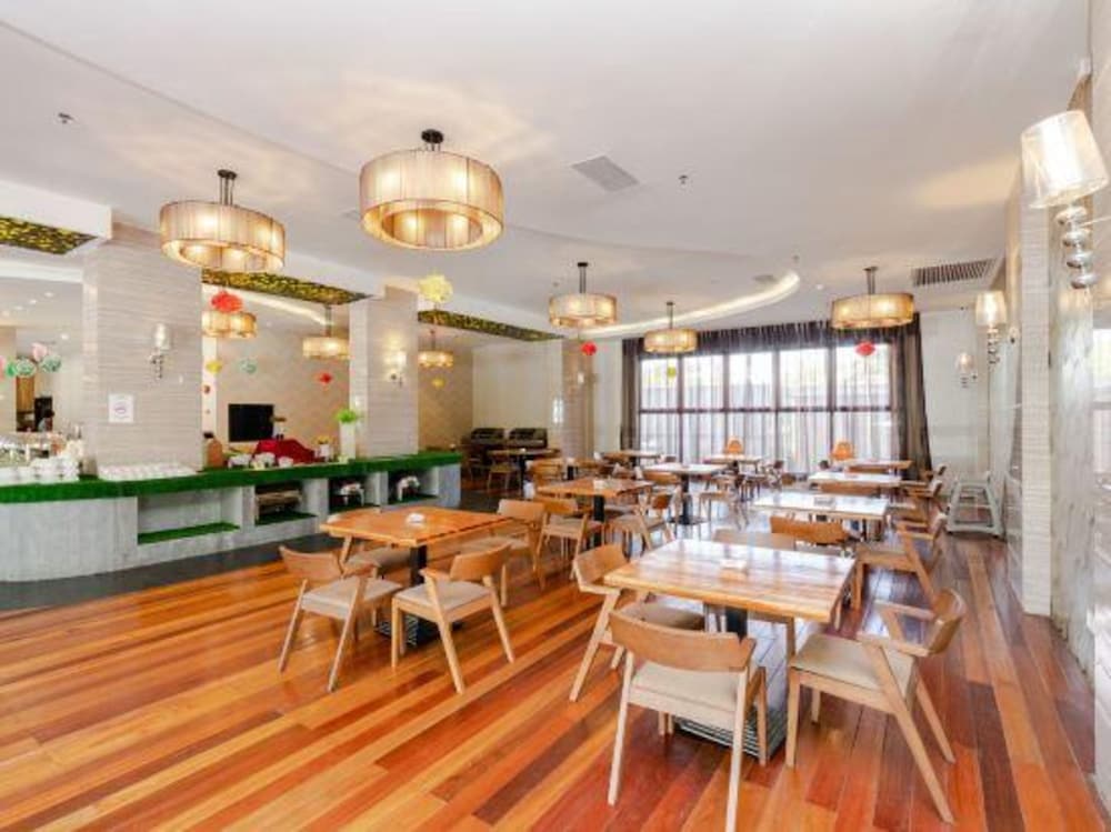 Фото Livingston Hotel