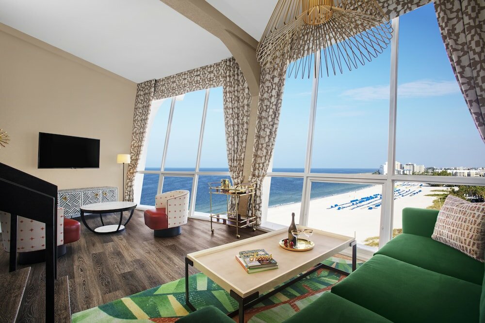 Фото Bellwether Beach Resort