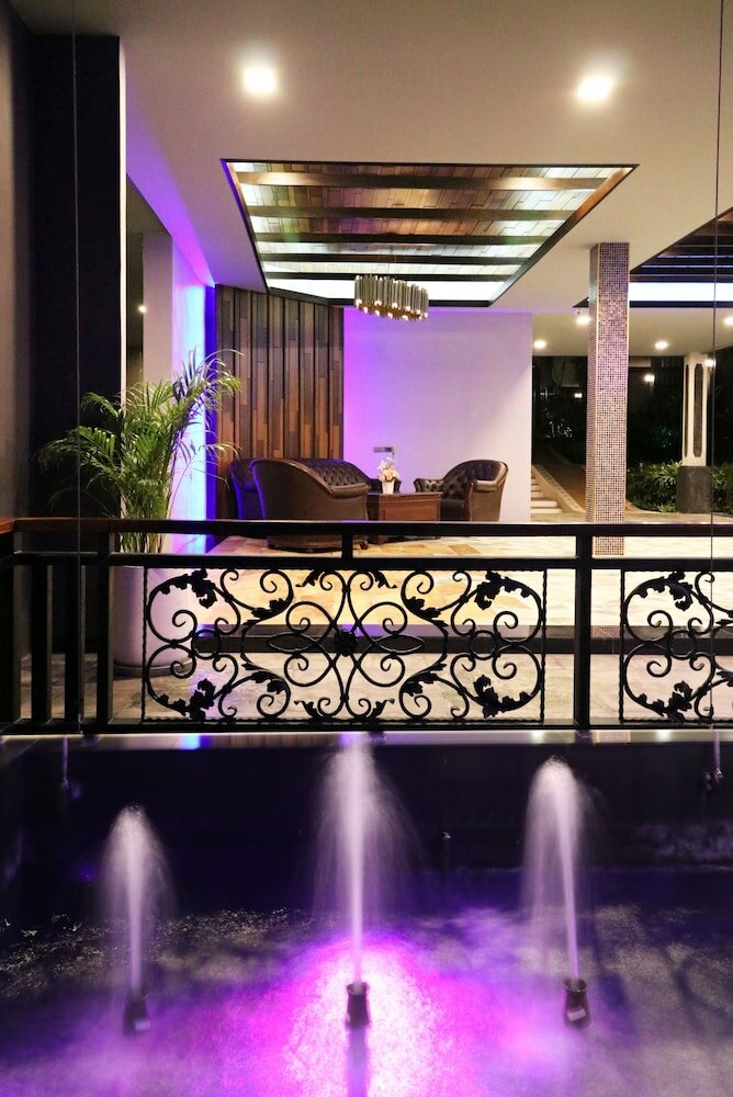 Фото Отель The Scene Cliff View Villas