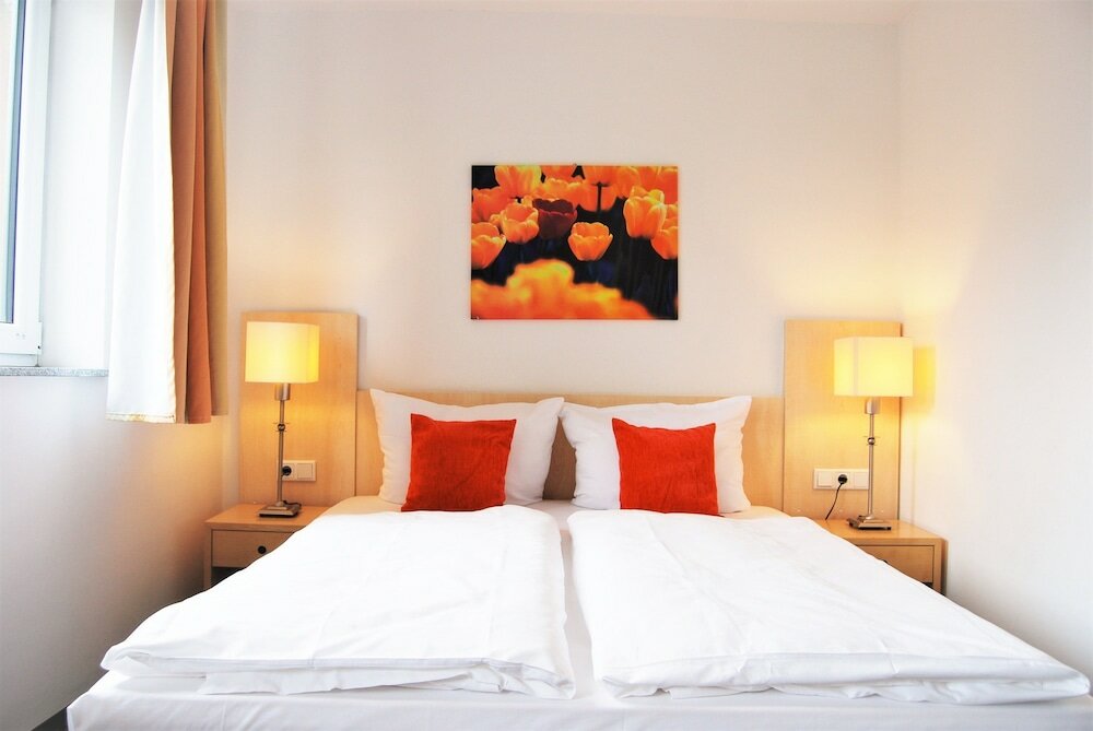 Фото Airport Hotel Dürscheidt