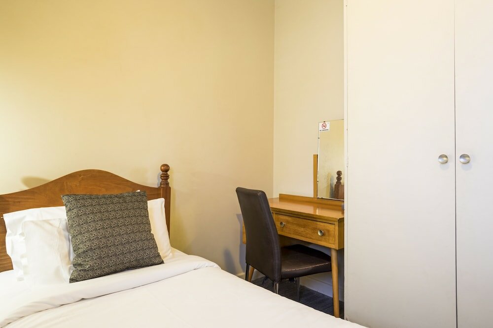 Фото Esplanade Hotel