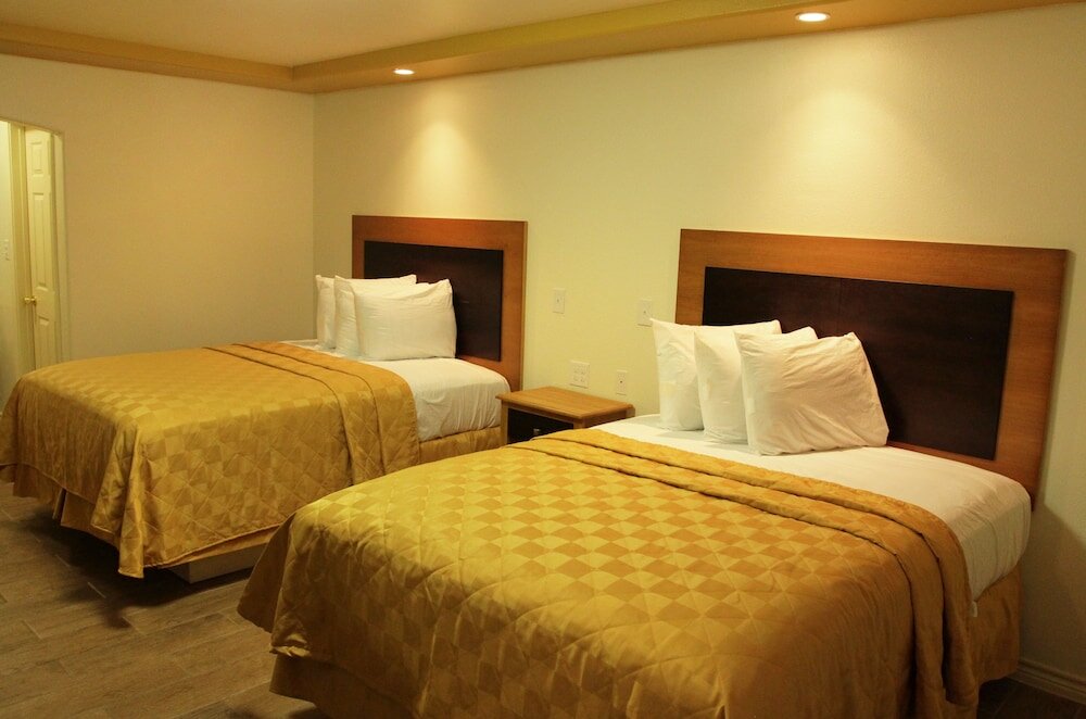 Фото Maverick Inn